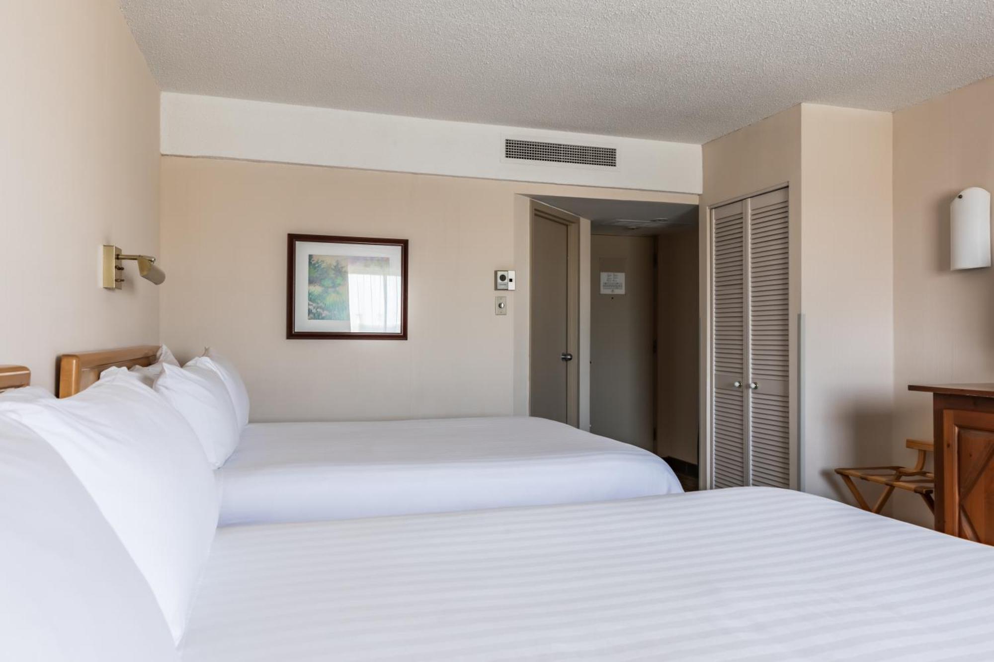 Hotels Gouverneur ทรัวส์-ริวิแยร์ ภายนอก รูปภาพ